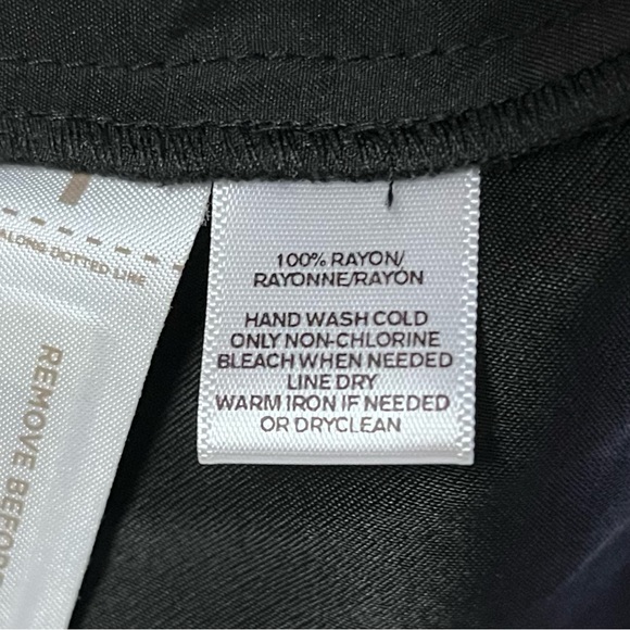 Loft Surplice Romper Playsuit Crisscross Size Medium NWT Black Resort Vacation - Picture 11 of 14